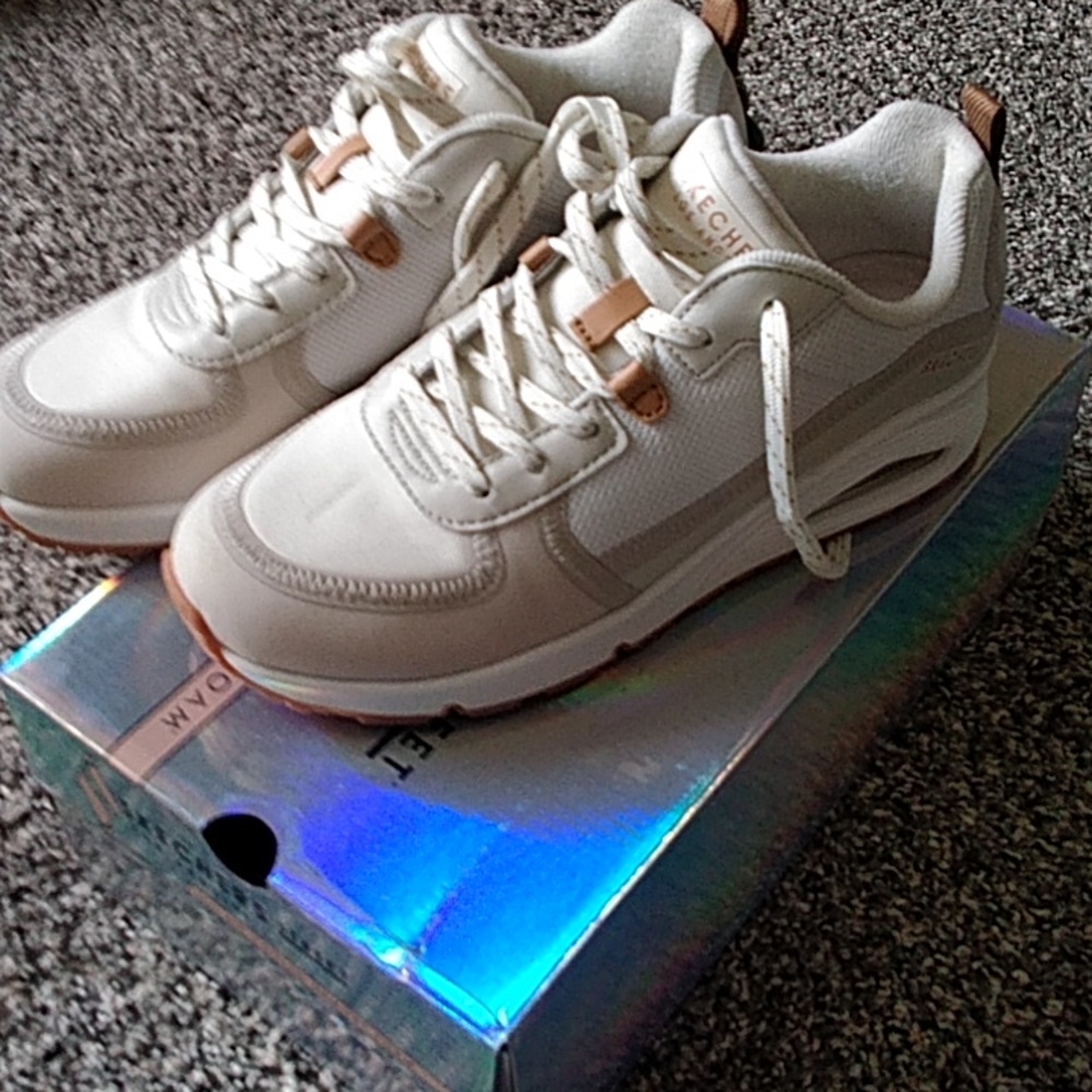 Sketchers